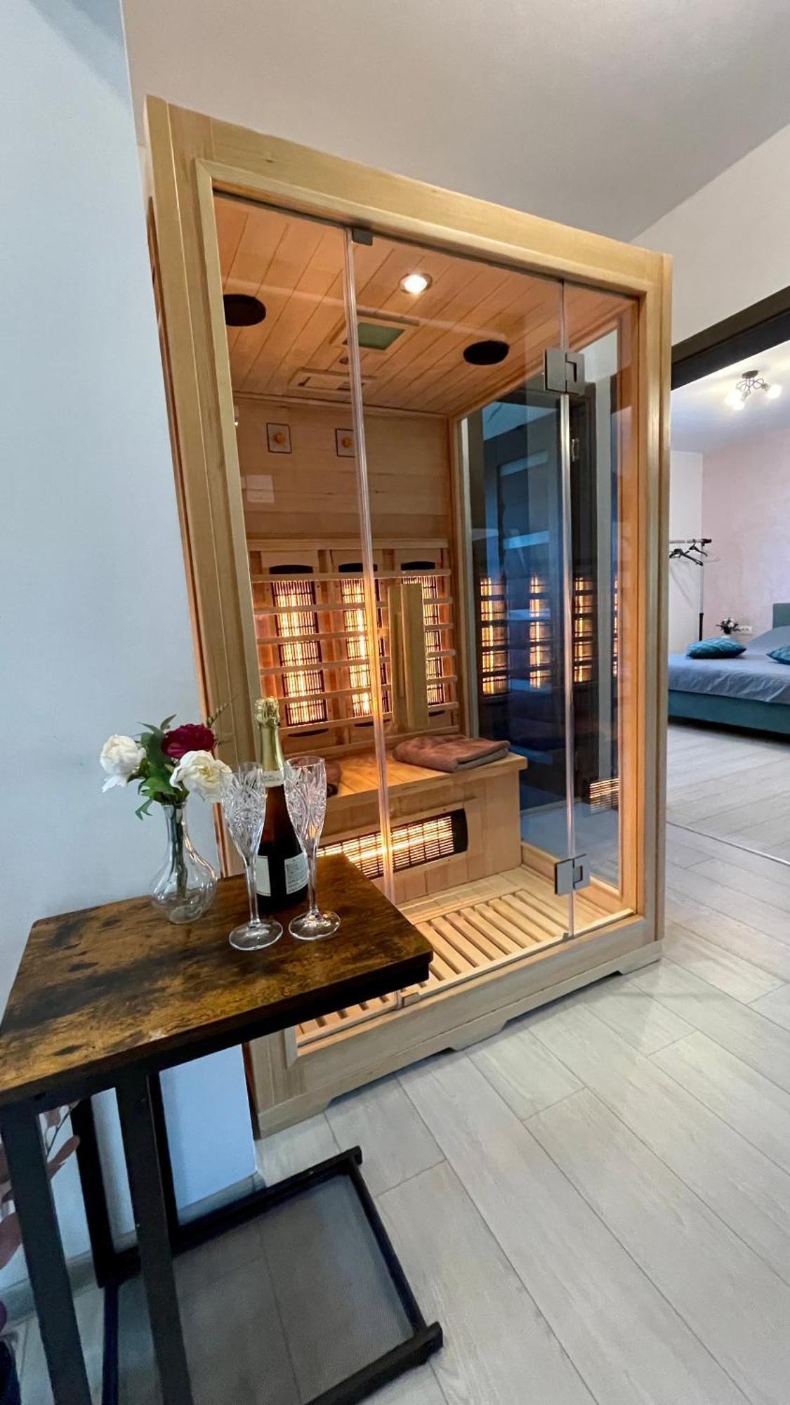 Amurresidence 64 Sauna Parking Barbeque Яш Екстериор снимка